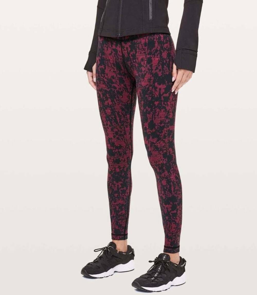 Lululemon Wunder Under Hi-Rise Tight *28"
Scatter Blossom Jacquard Garnet Black